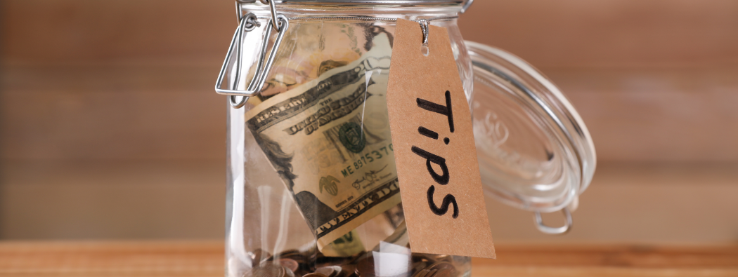 Financial Stocks: Key Types & Trading Tips 